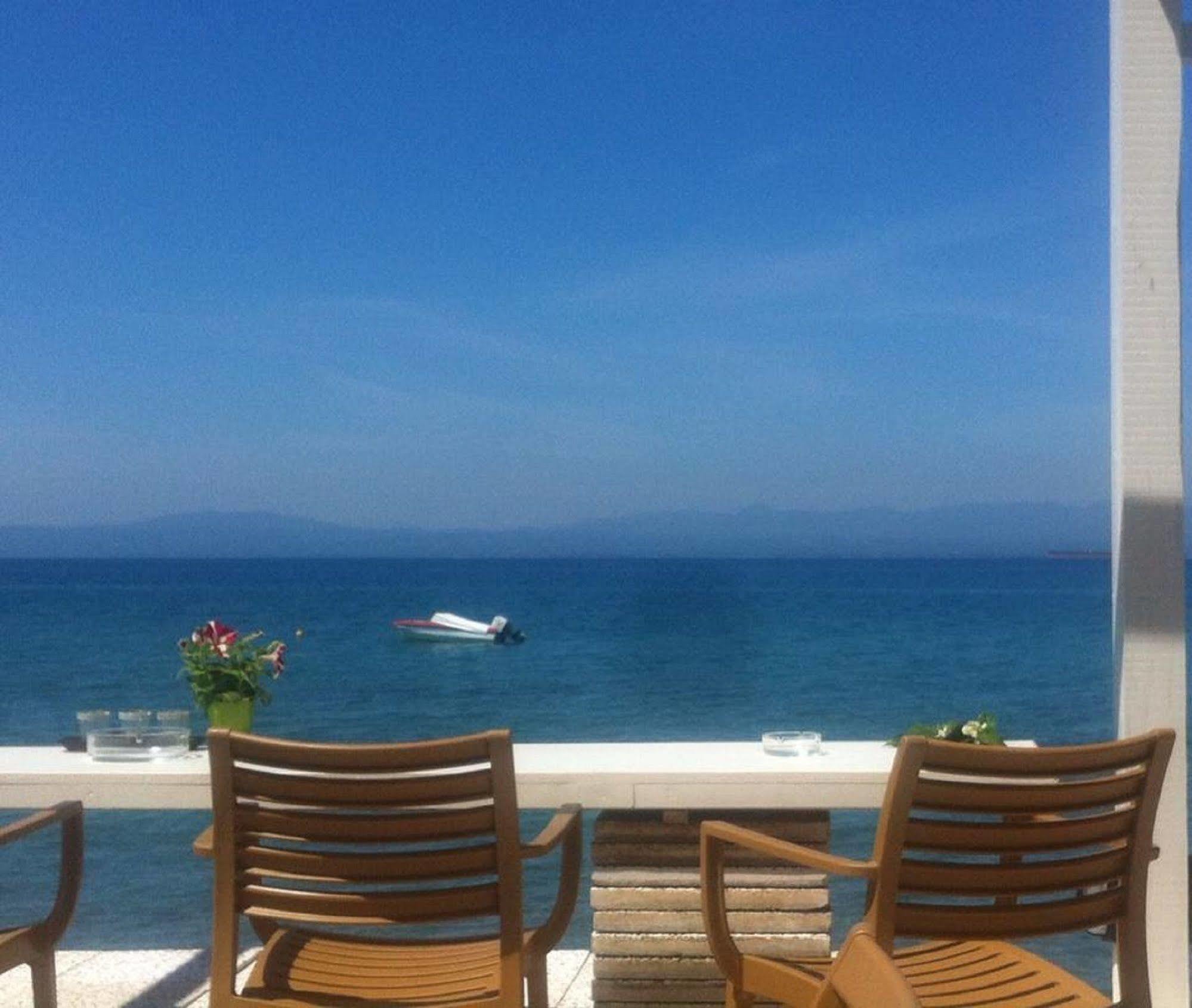 Mantinia Bay Hotel Каламата Экстерьер фото